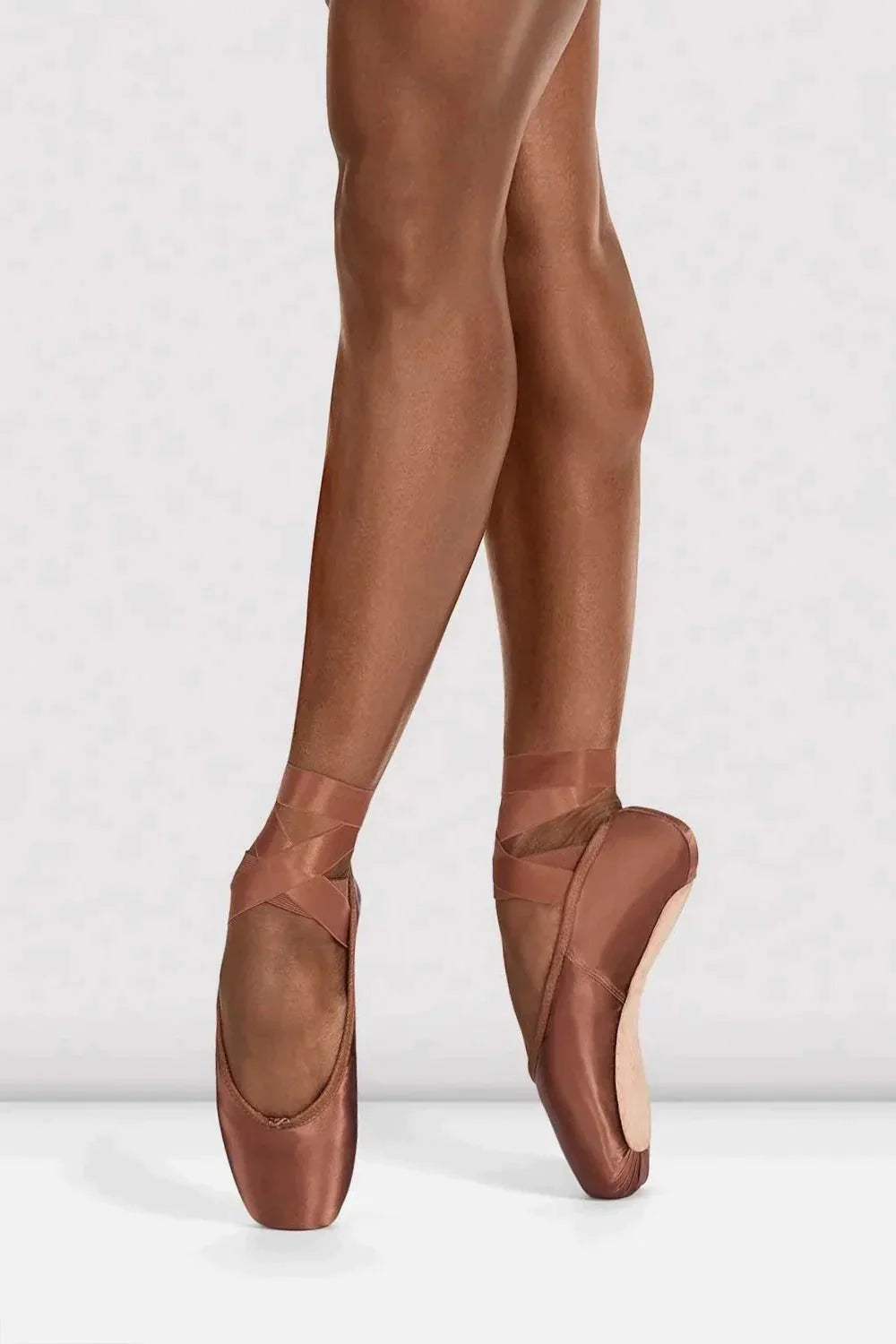 S0180L Heritage Pointe Shoes - Color B31