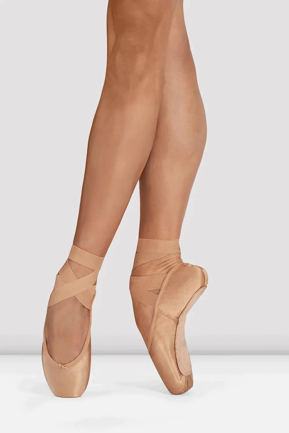 S0180L Heritage Pointe Shoes - Color B31