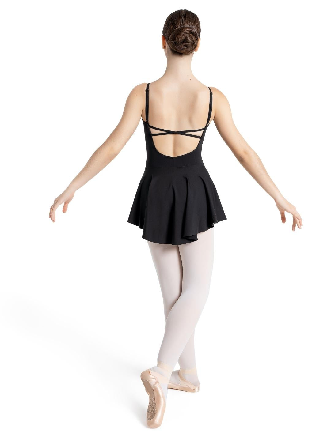MC814w-Circle Skirt